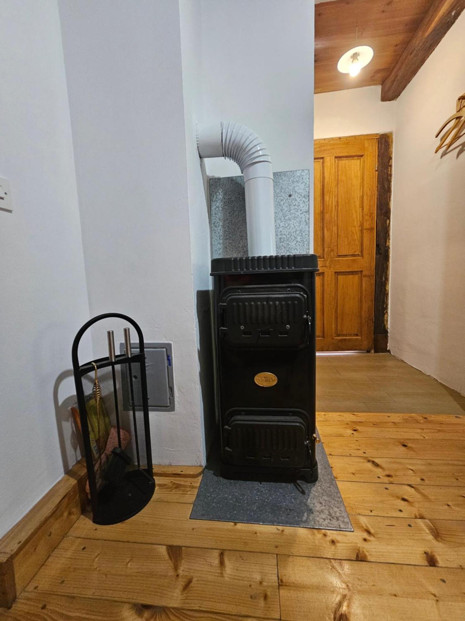 Čigoč Apartments Kuvarna מראה חיצוני תמונה